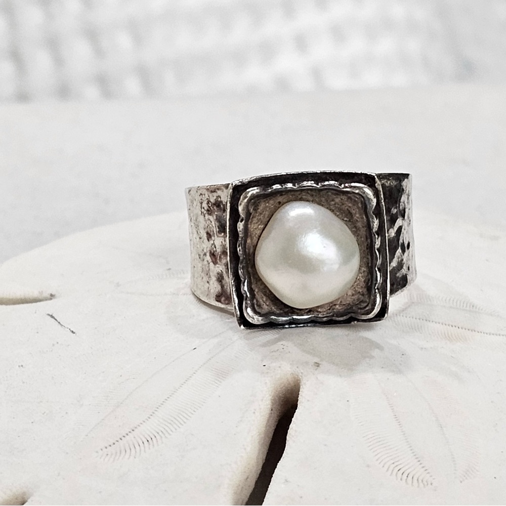 Silpada Rustic 925 Hammered Silver Pearl Ring Size 6 - Picture 2 of 15